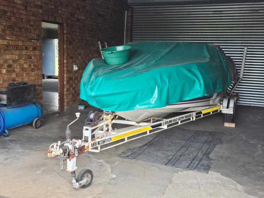 3 Bedroom Property for Sale in Sasolburg Rural Free State